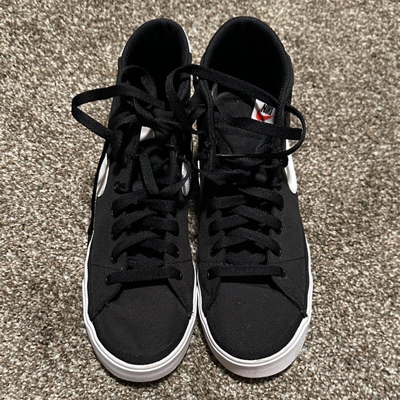 Nike Black and White Women’s High Top Court Legacy Sneakers - Picture 5 of 7